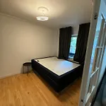 Apart Near Downtown!